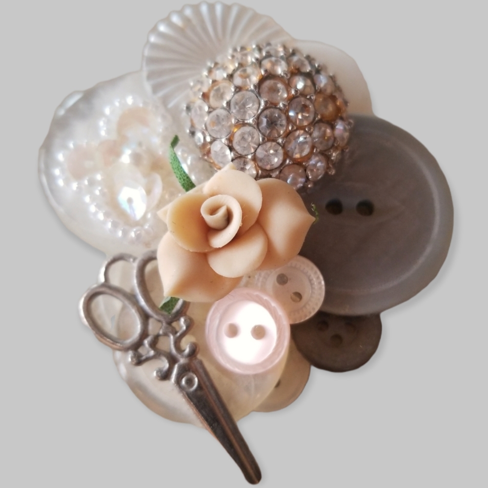 Vintage Hand Crafted Rhinestone Button Collage Brooch - Picture 2 of 7